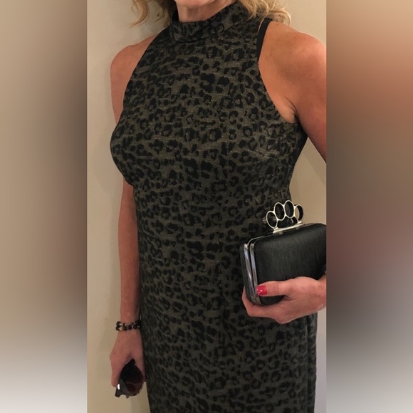 Adrianna Pappel Mock Neck Sleeveless Cocktail Dress - Picture 11 of 12